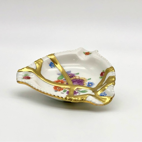Kintsugi Ashtray Floral Porcelain Germany Gold Crack Art Personal Growth Gift - Picture 5 of 12